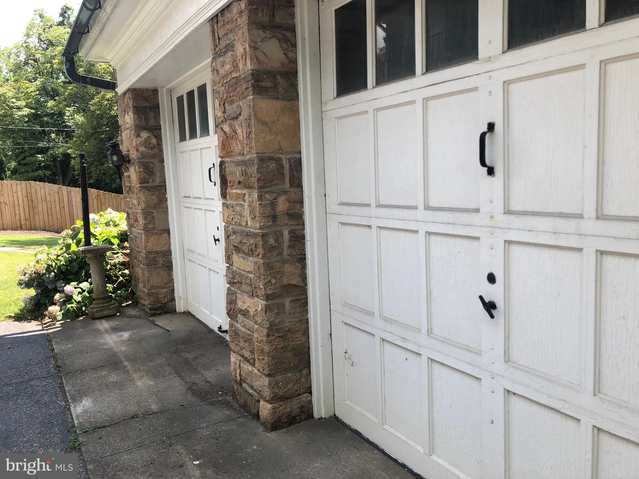 8 Eastern Boulevard York, PA 17402 - Photo 8 of 44