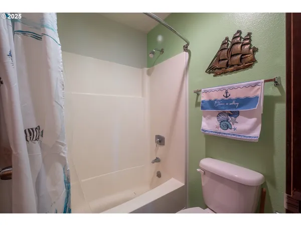 $199,000 | 301 Otter Crest Loop, Unit 174/175, Otter Rock, OR 97369