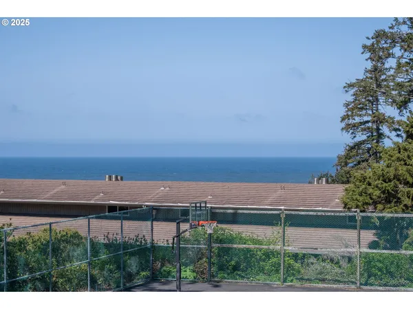 $199,000 | 301 Otter Crest Loop, Unit 174/175, Otter Rock, OR 97369