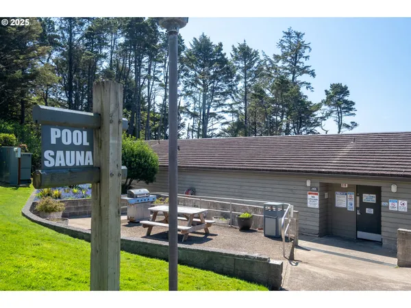 $199,000 | 301 Otter Crest Loop, Unit 174/175, Otter Rock, OR 97369