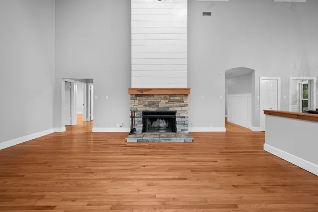 $2,350 | 109 Mayhew Road, Clarksville, TN 37040