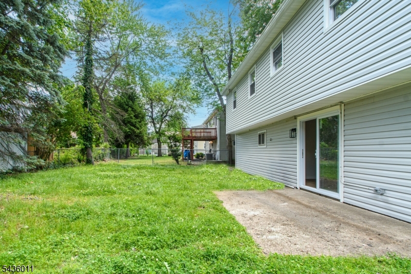 104 Marmora Road Parsippany, NJ 07054 - Photo 5 of 38