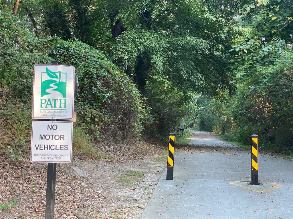 1621 Duncan Drive Northwest Atlanta, GA 30318 - Photo 53 of 53 a street sign that is on a pole