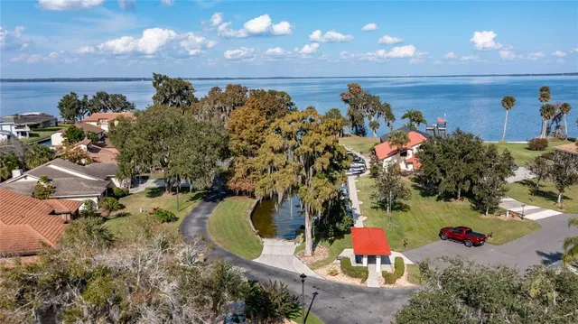 $650,000 | 104 Acacia Point, Yalaha, FL 34797