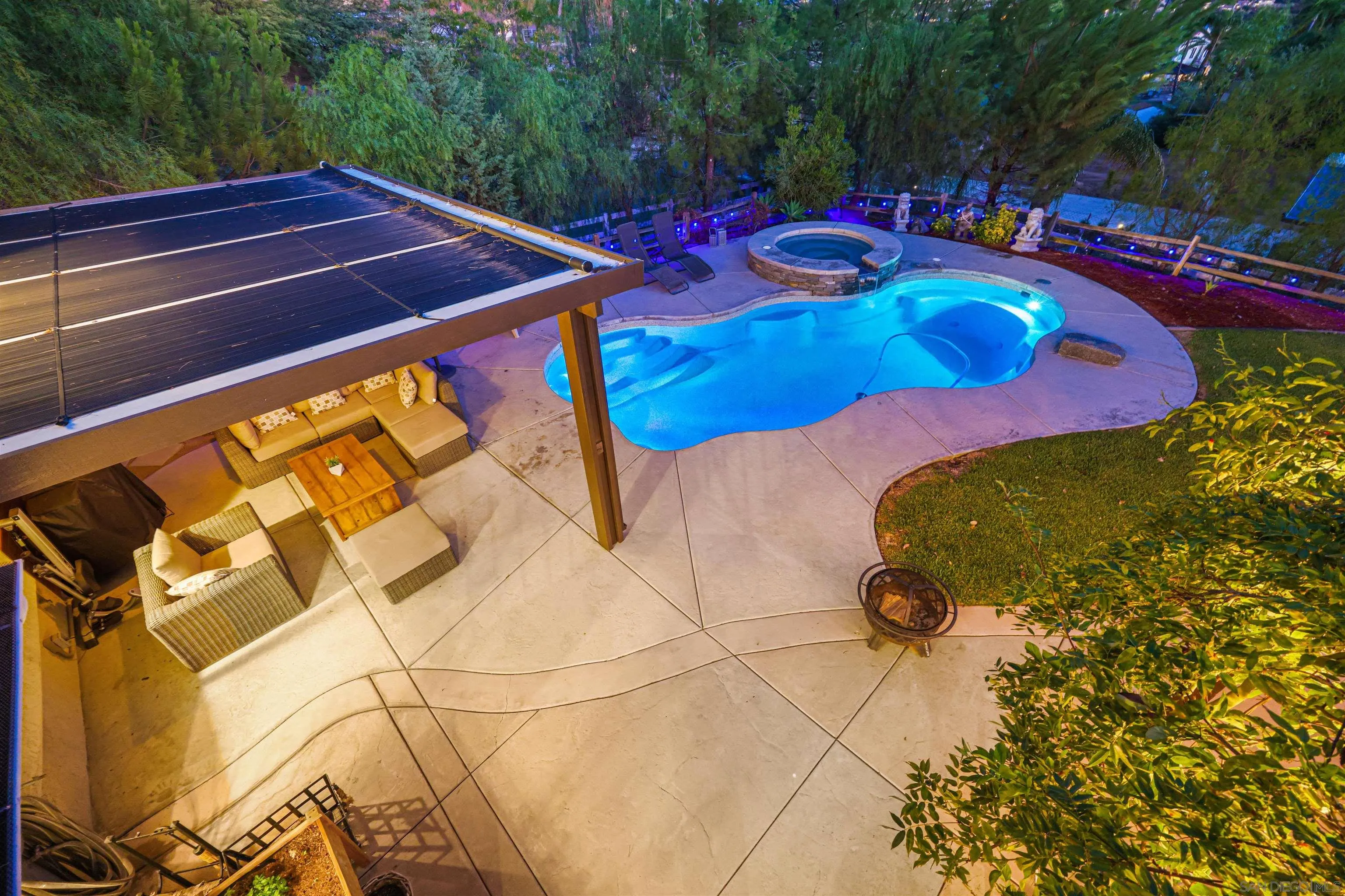 2457 Victoria Circle Alpine, CA 91901 - Photo 25 of 40 a view of an outdoor space with seating