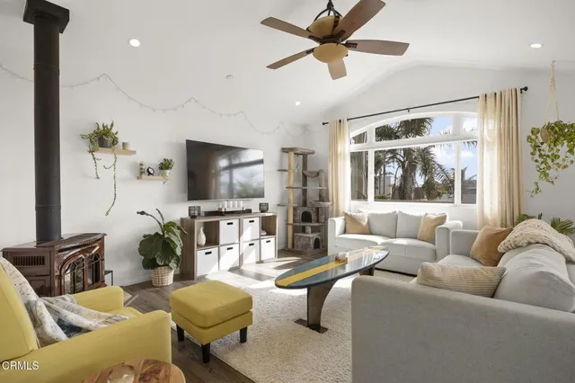 $1,750,000 | 2149 Monmouth Drive, Ventura, CA 93001