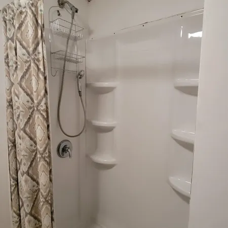 $99,900 | 5 Christian Street, Danville, NH 03819