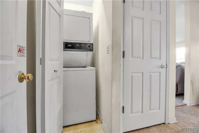 $309,900 | 701 Forest Edge Drive, Amherst, NY 14051