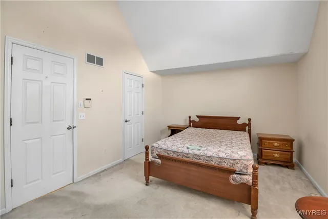 $309,900 | 701 Forest Edge Drive, Amherst, NY 14051