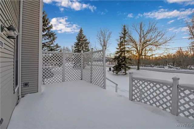 $309,900 | 701 Forest Edge Drive, Amherst, NY 14051