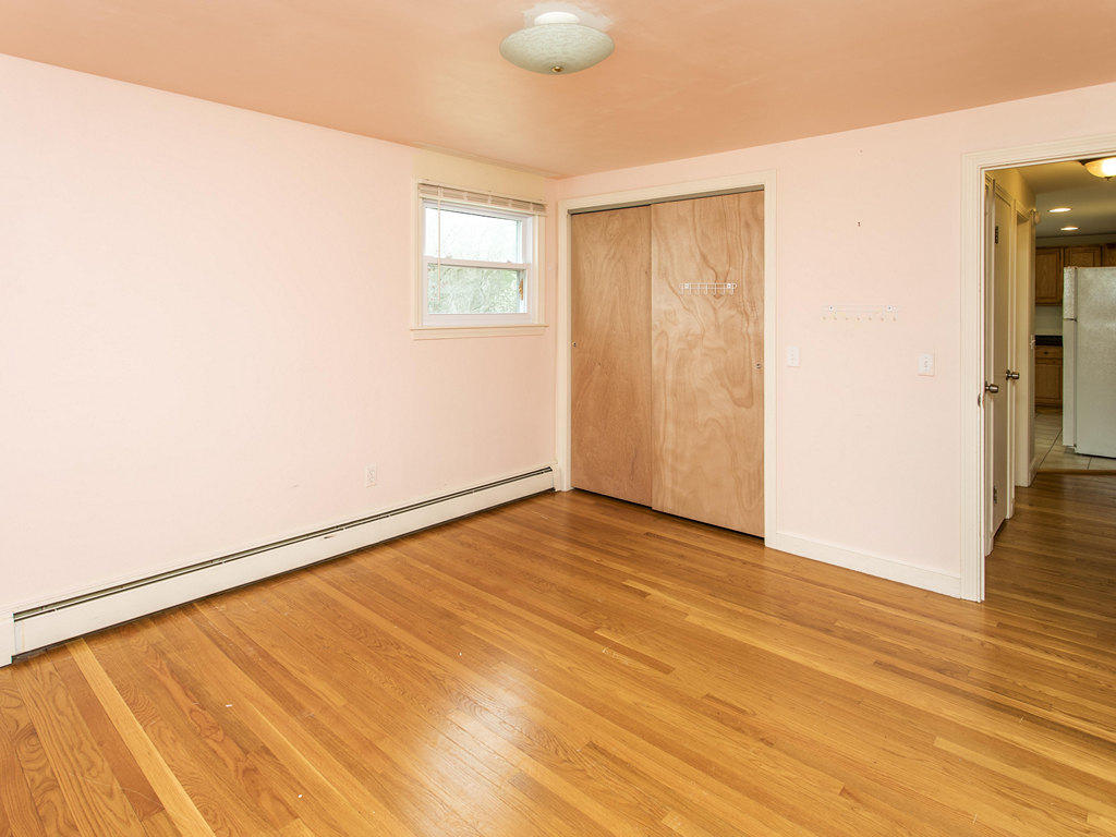 131 Dennett Street Portland, ME 04102 - Photo 16 of 23 IMG_3618