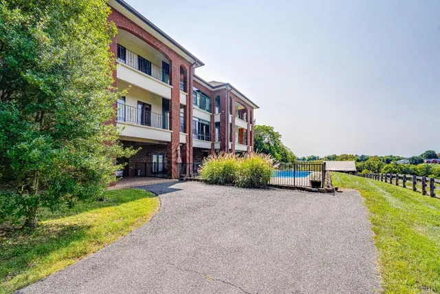 $1,599,999 | 1148 Saddle Club Drive, Forest, VA 24551