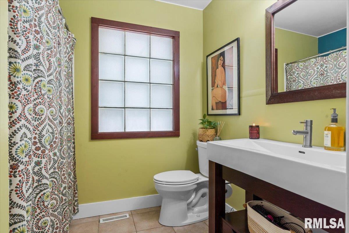 2104 South 4th Street Springfield, IL 62703 - Photo 17 of 38