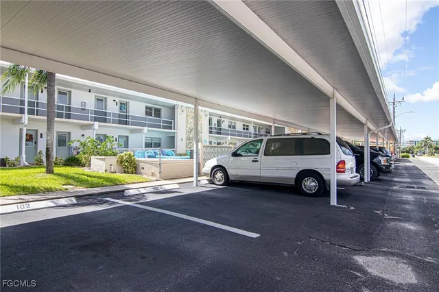 $239,000 | 708 Victoria Drive, Unit 203, Cape Coral, FL 33904