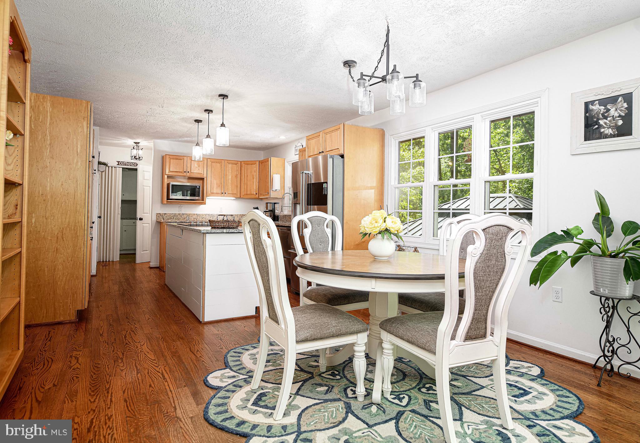 17200 Wesley Chapel Road Monkton, MD 21111 - Photo 17 of 51 Lots of lighting - natural & updated fixtures