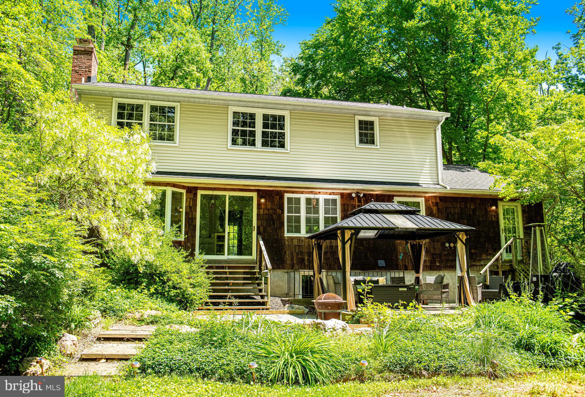 17200 Wesley Chapel Road Monkton, MD 21111 - Photo 42 of 51 Rear patio showing entrance to yard