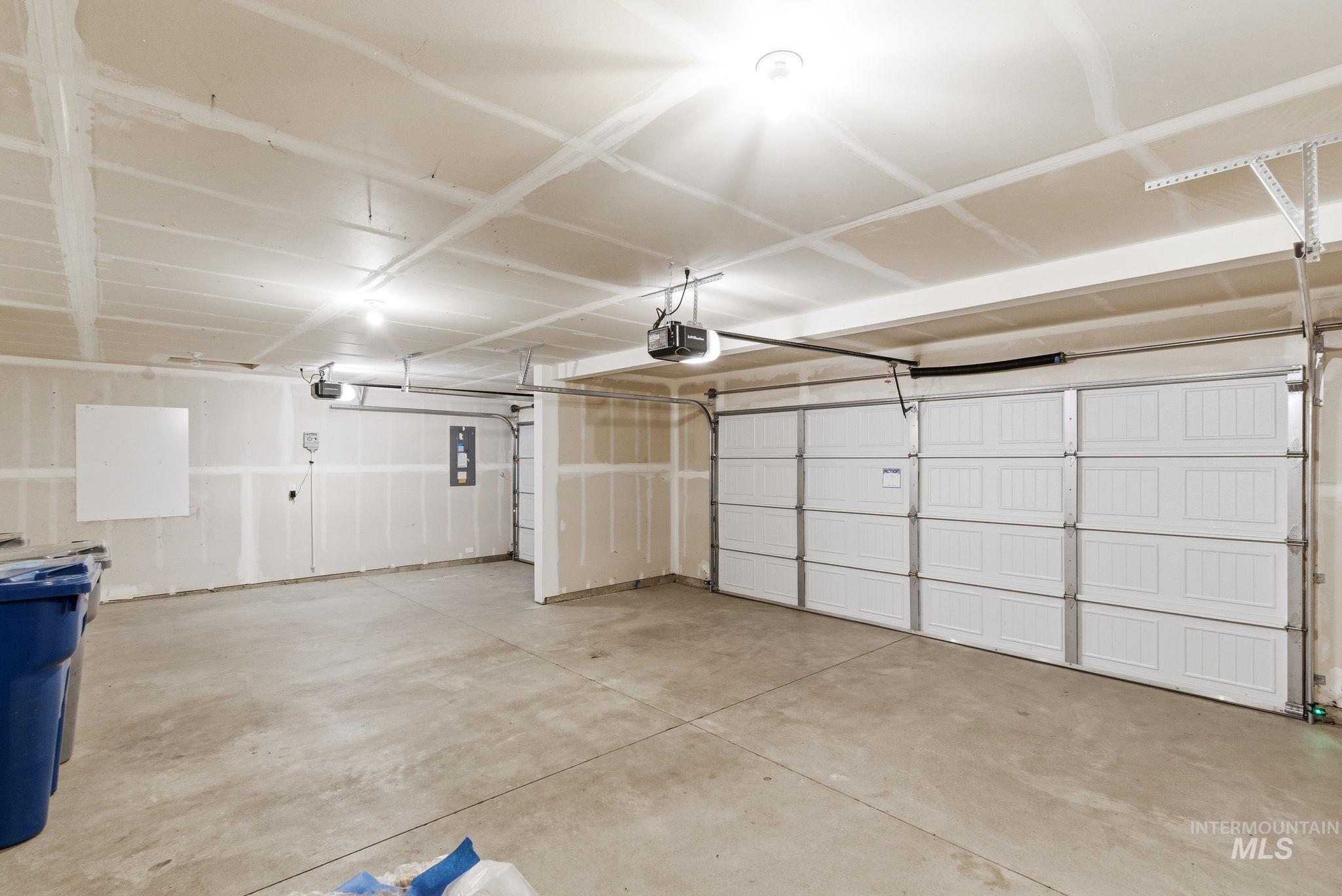 110 Homesteaders Street Middleton, ID 83644 - Photo 45 of 49 Garage with a garage door opener