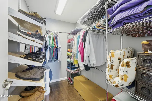 $558,000 | 419 Cove Creek Road, Roan Mountain, TN 37687