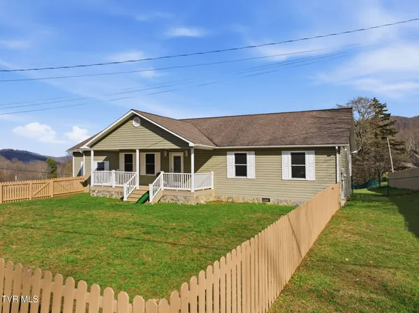 $558,000 | 419 Cove Creek Road, Roan Mountain, TN 37687