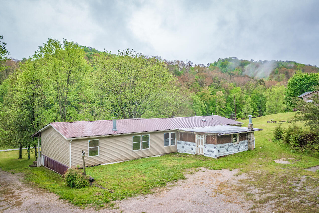 242 Highland Springs Road Rutledge, TN 37861 - Photo 4 of 34 Exterior-4