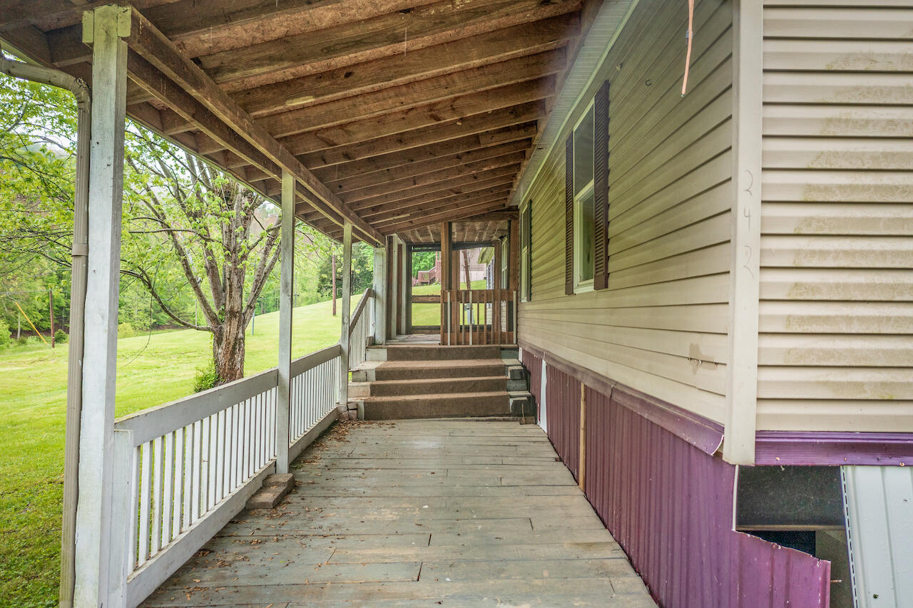 242 Highland Springs Road Rutledge, TN 37861 - Photo 6 of 34 Exterior-6