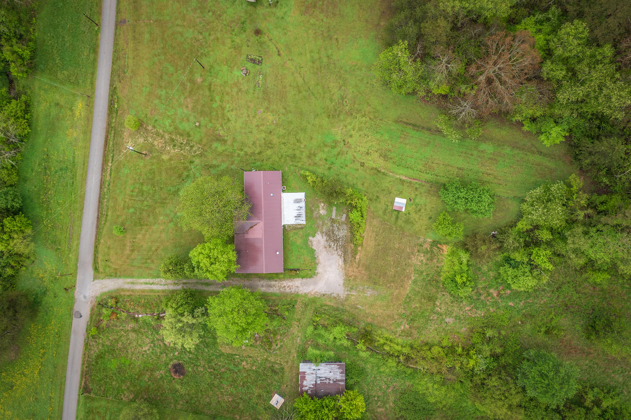 242 Highland Springs Road Rutledge, TN 37861 - Photo 8 of 34 Exterior-8