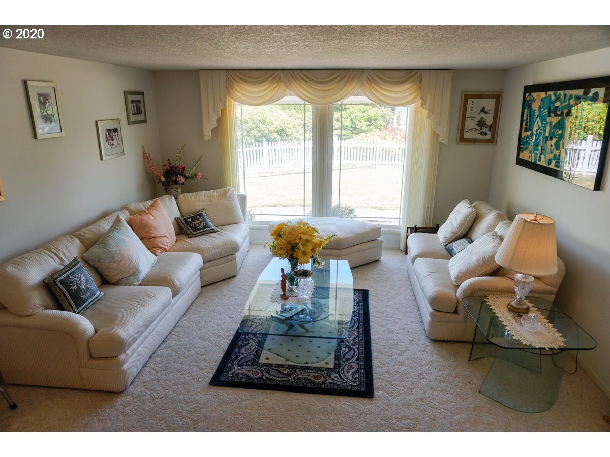 90421 Par Road Warrenton, OR 97146 - Photo 5 of 32 Gallery Image 5