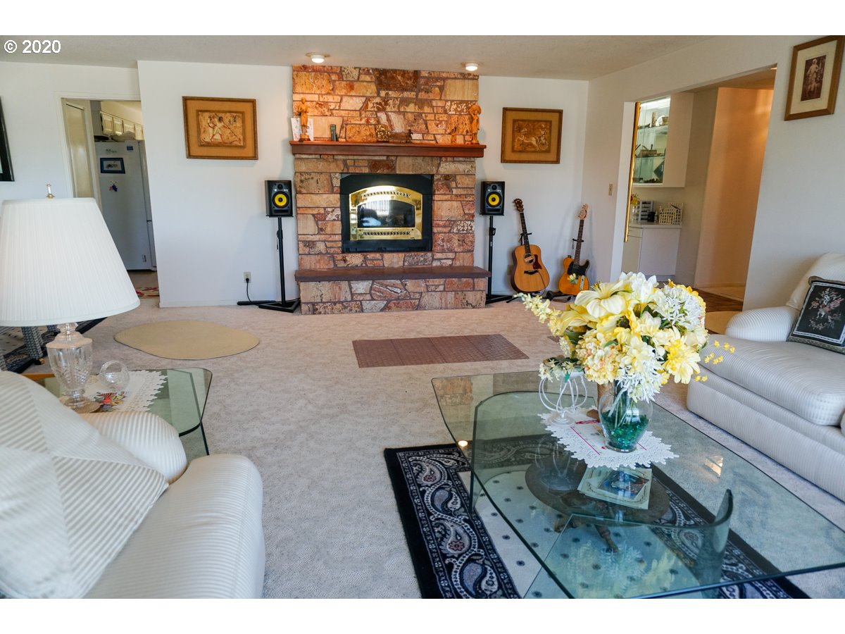 90421 Par Road Warrenton, OR 97146 - Photo 6 of 32 Gallery Image 6