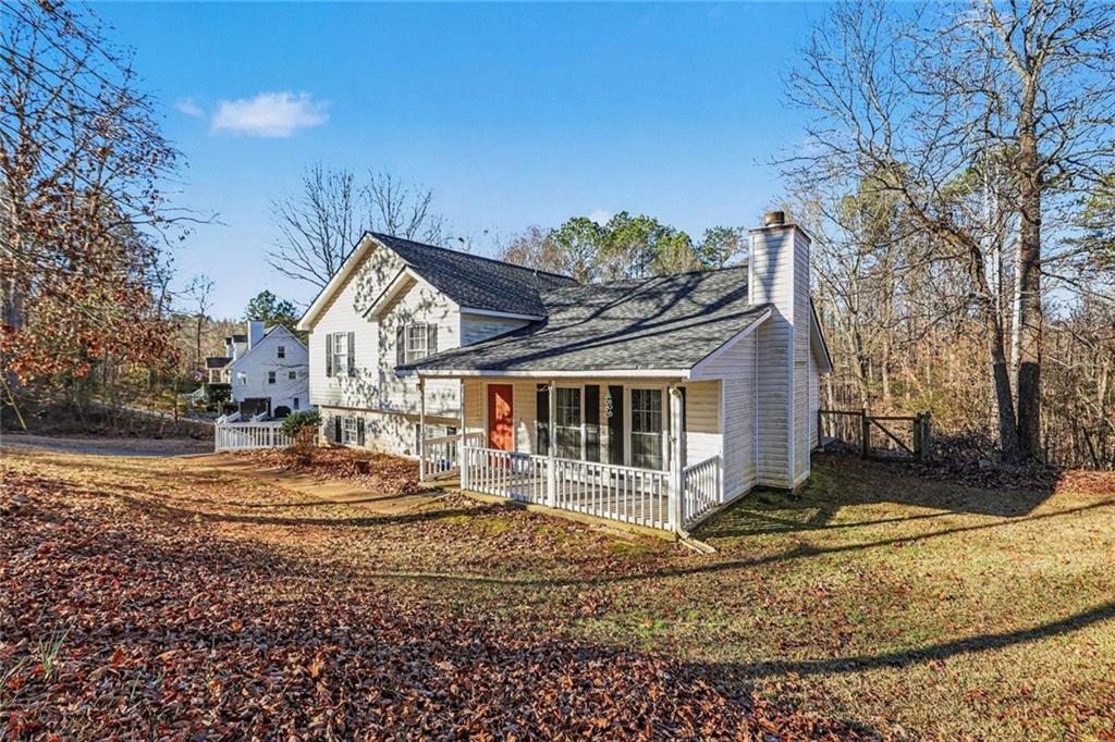 105 Gales Way Newnan, GA 30263 - Photo 3 of 34