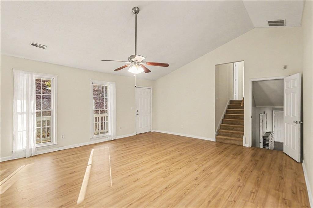 105 Gales Way Newnan, GA 30263 - Photo 4 of 34