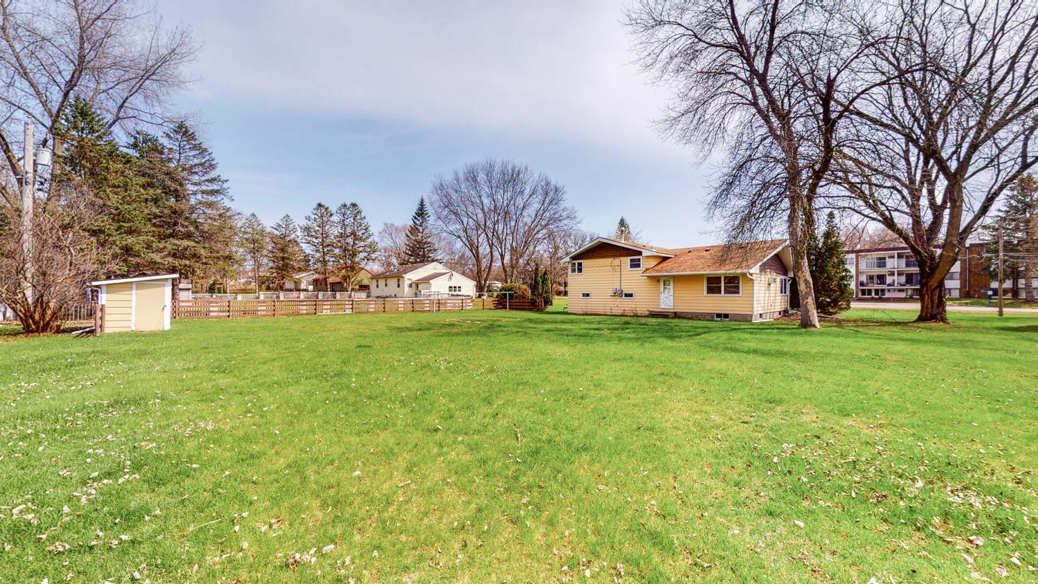 415 31st Street Northeast Rochester, MN 55906 - Photo 6 of 32
