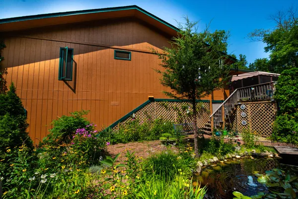$740,000 | 27130 89th Street, Salem Lakes, WI 53168