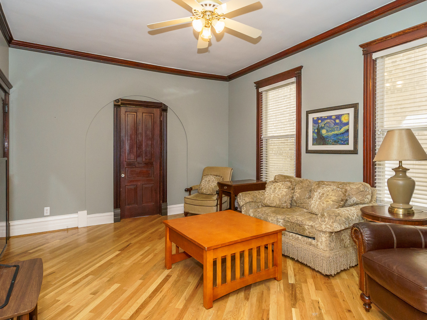 1847 West Addison Street Chicago, IL 60613 - Photo 3 of 37