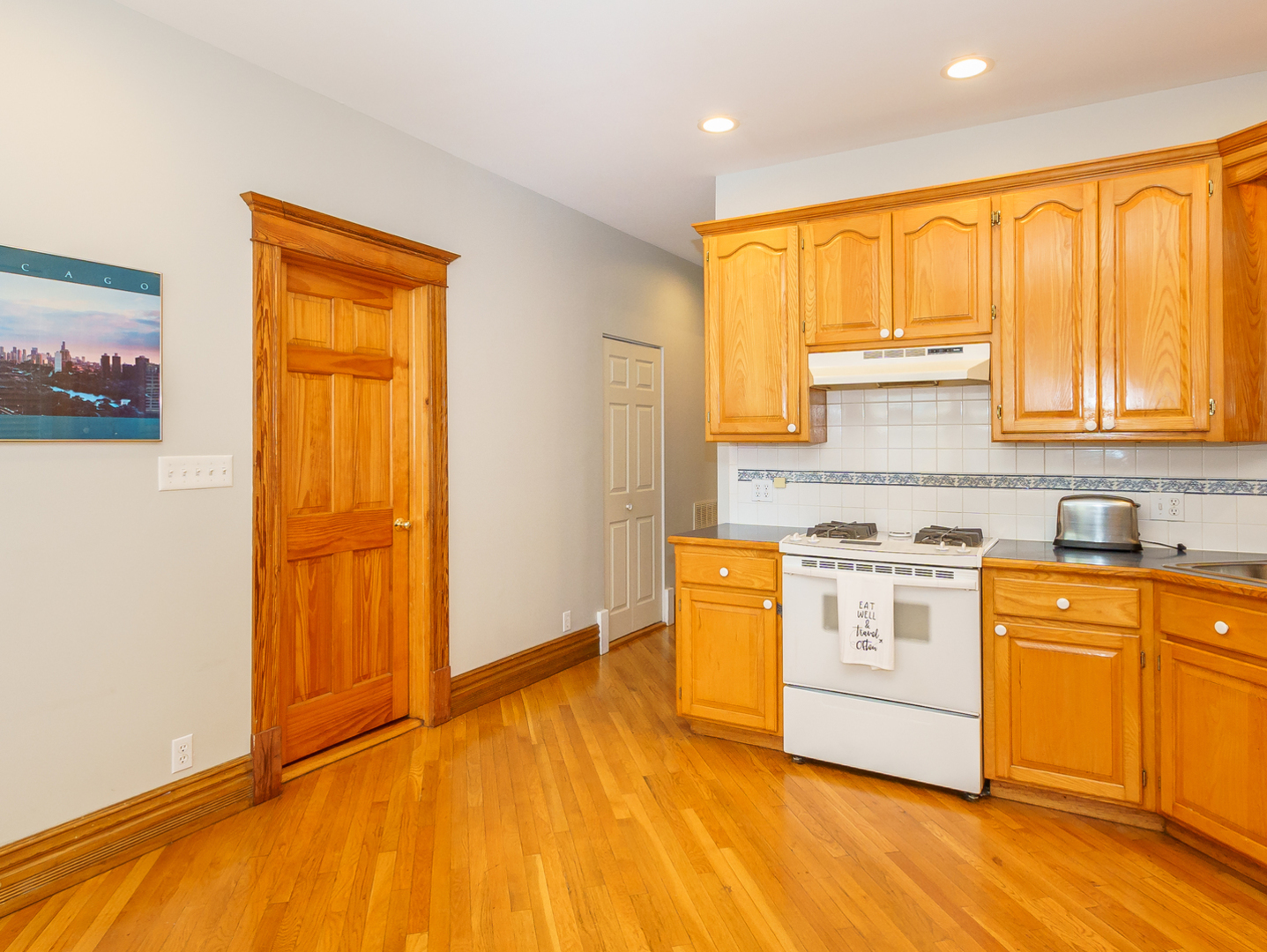 1847 West Addison Street Chicago, IL 60613 - Photo 22 of 37