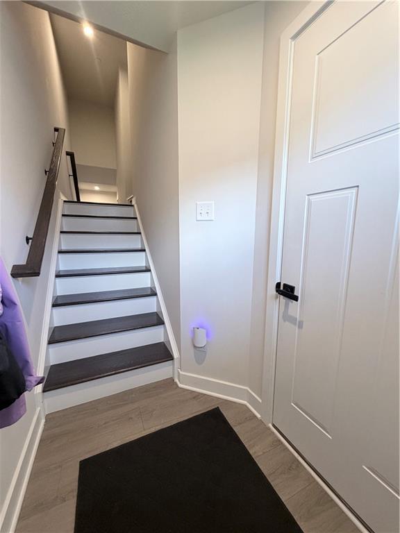 120 Crown Street McKees Rocks, PA 15136 - Photo 4 of 28 a view of entryway