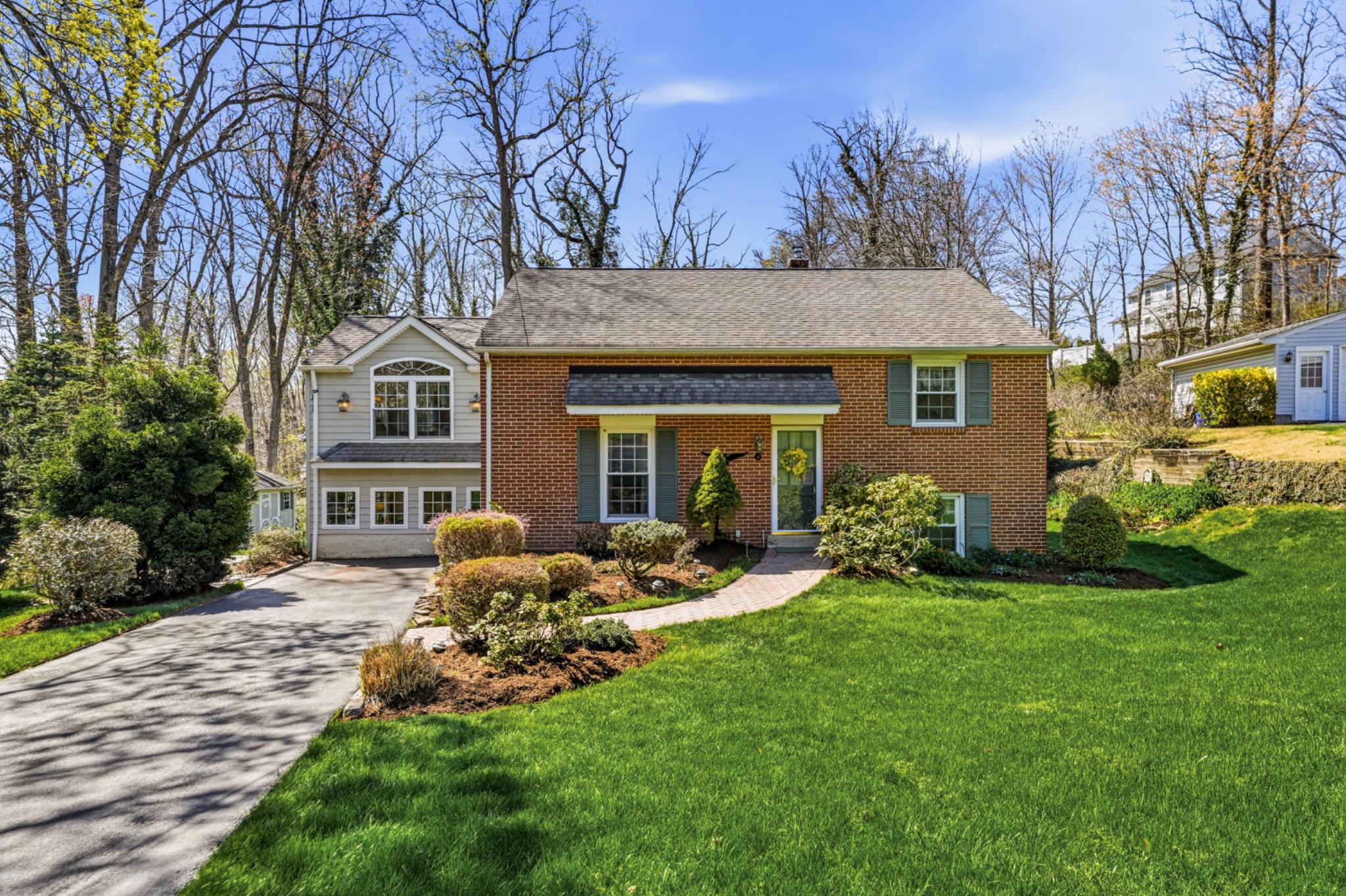 6 Laurel Lane Media, PA 19063 - Photo 51 of 52 a front view of house with yard and green space