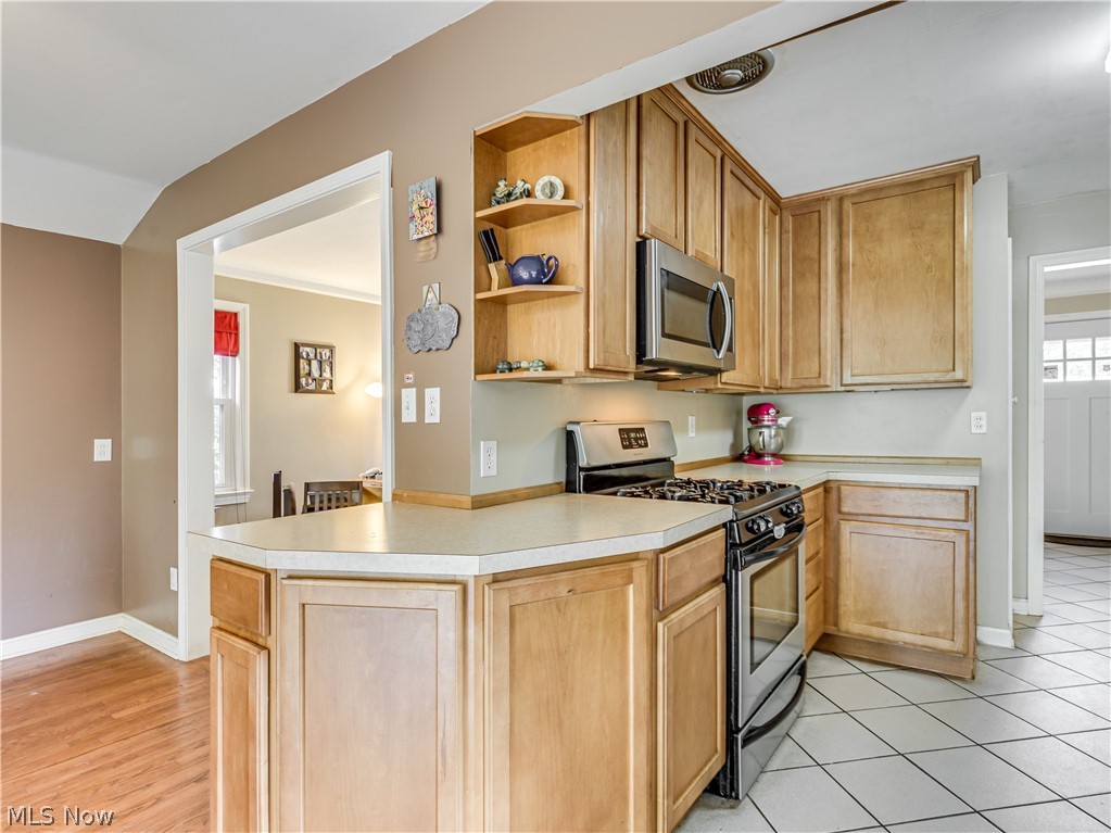 1380 Irene Road Cleveland, OH 44124 - Photo 14 of 21
