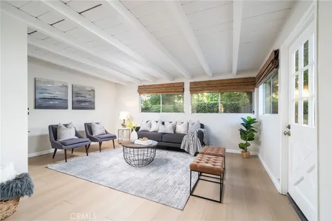 $1,098,000 | 303 South Cimmeron Trail, Glendora, CA 91741