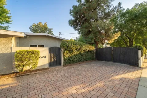 $1,098,000 | 303 South Cimmeron Trail, Glendora, CA 91741