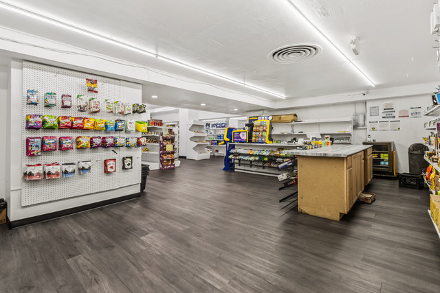 5701 North Sheridan Road, Unit 17B Chicago, IL 60660 - Photo 18 of 19