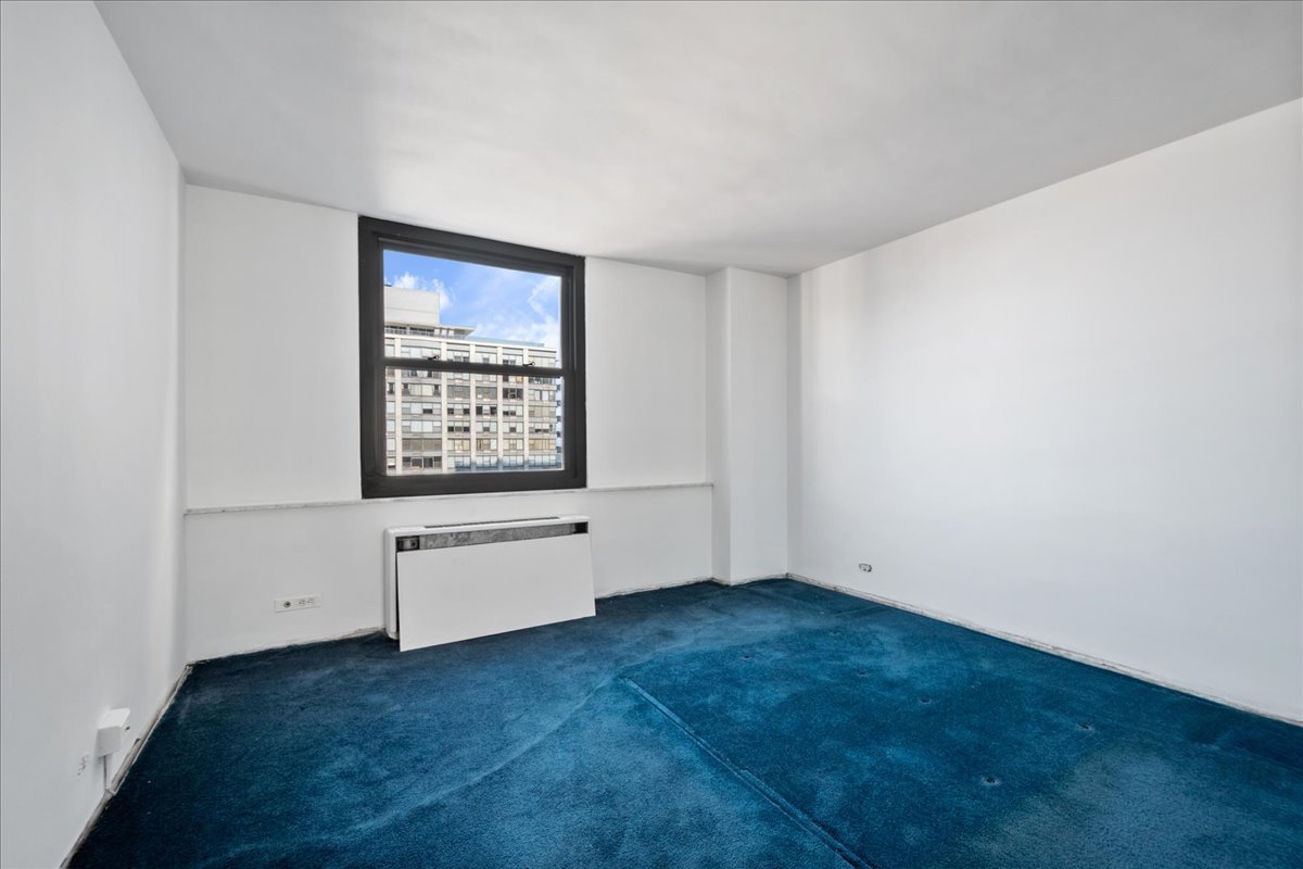 5701 North Sheridan Road, Unit 17B Chicago, IL 60660 - Photo 8 of 19