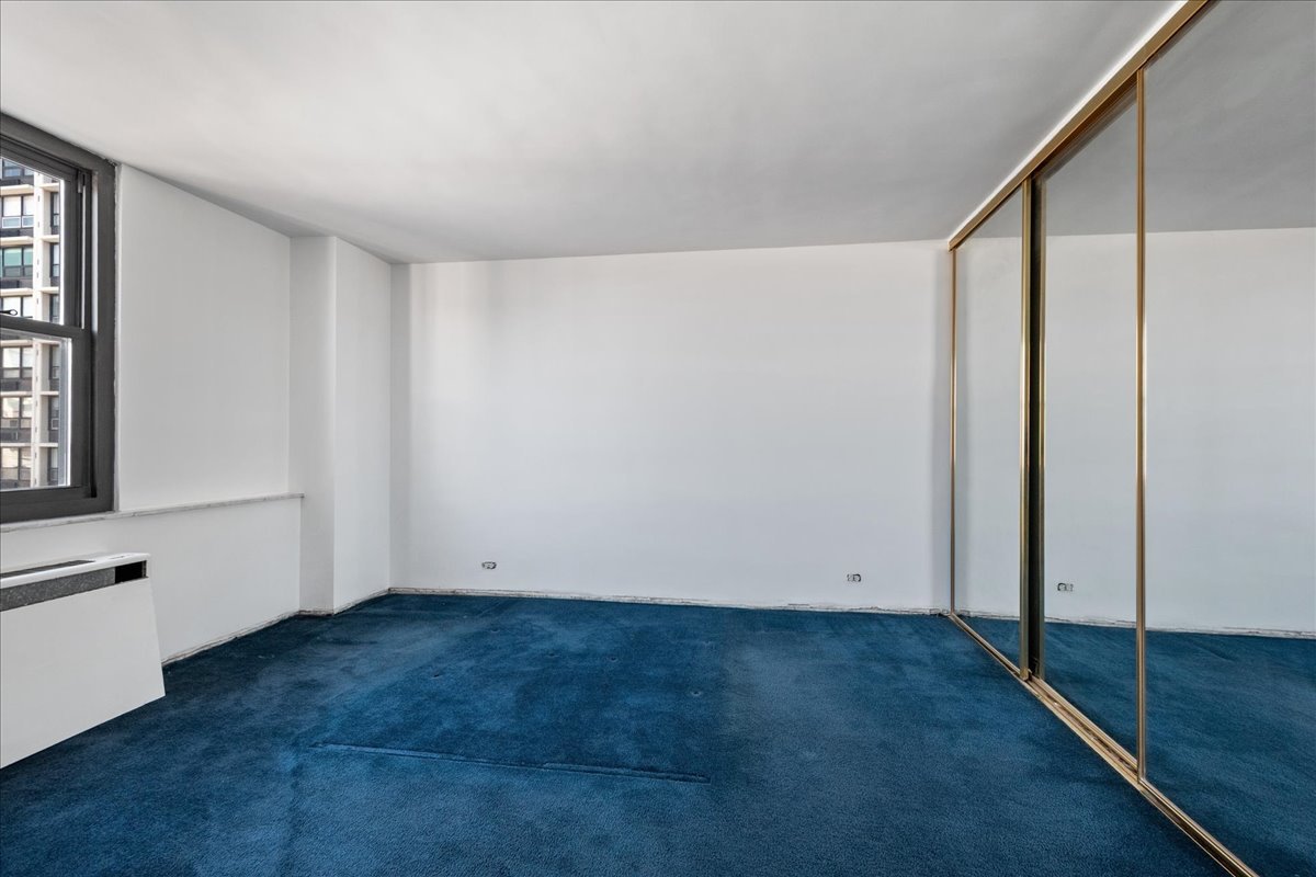 5701 North Sheridan Road, Unit 17B Chicago, IL 60660 - Photo 9 of 19