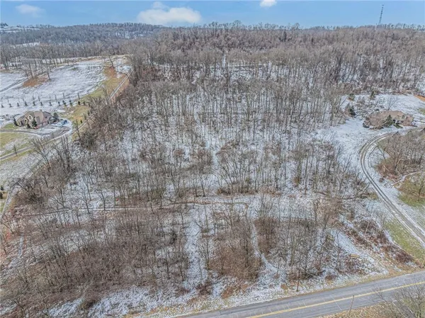 $399,900 | 1902 Reissing Road, McDonald, PA 15057