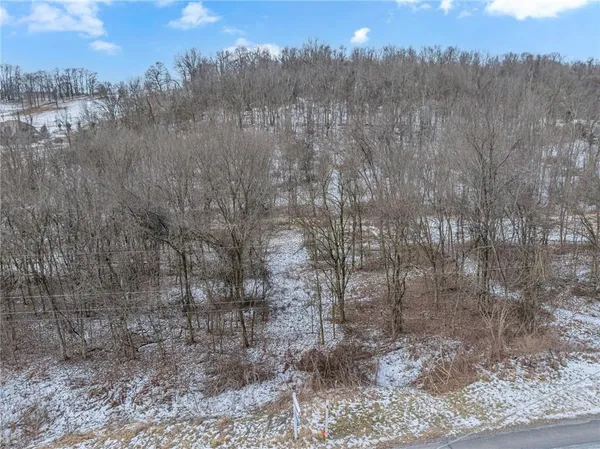 $399,900 | 1902 Reissing Road, McDonald, PA 15057