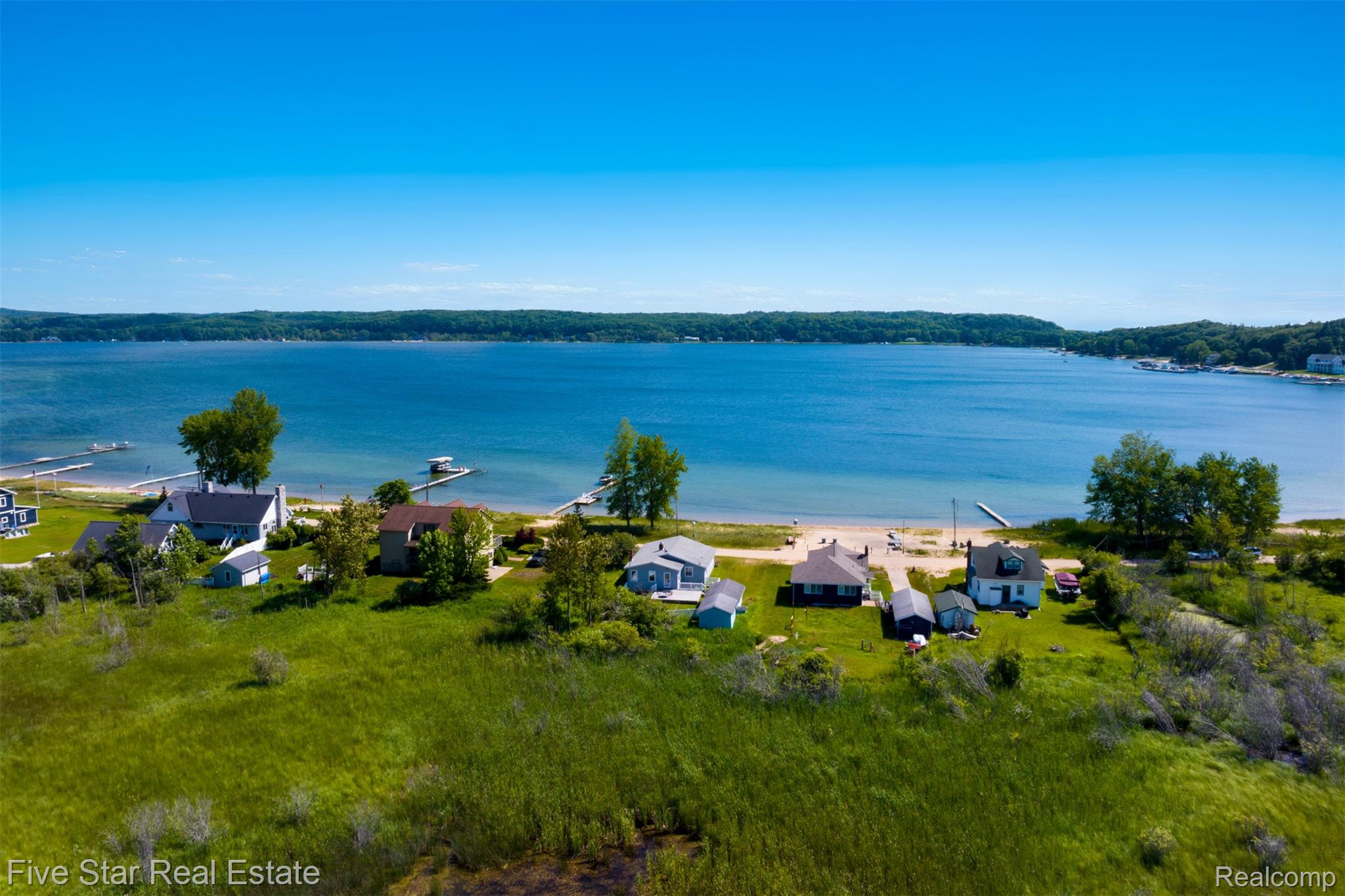 2588 Lakeview Road Onekama, MI 49675 - Photo 5 of 32 3-Aerial-View-3.jpg