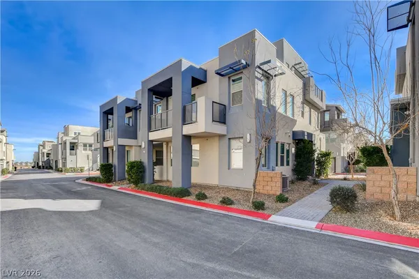 $499,999 | 11273 Hidden Peak Avenue, Unit 101, Las Vegas, NV 89135