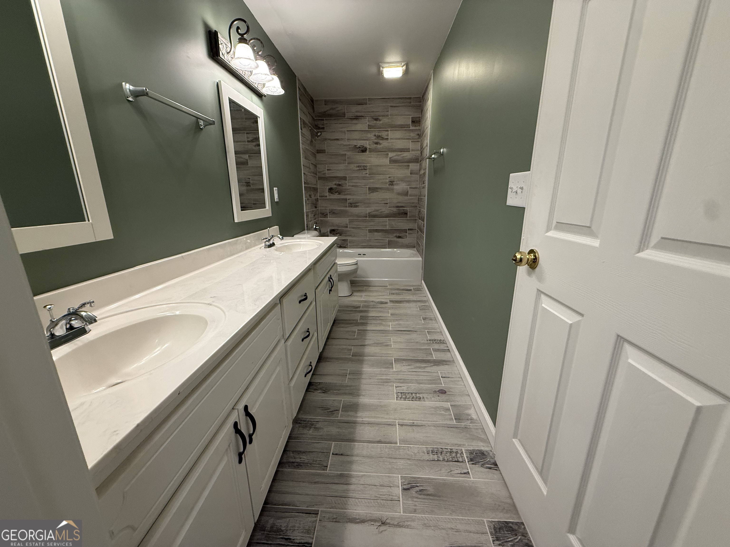240 Sims Street Barnesville, GA 30204 - Photo 12 of 25