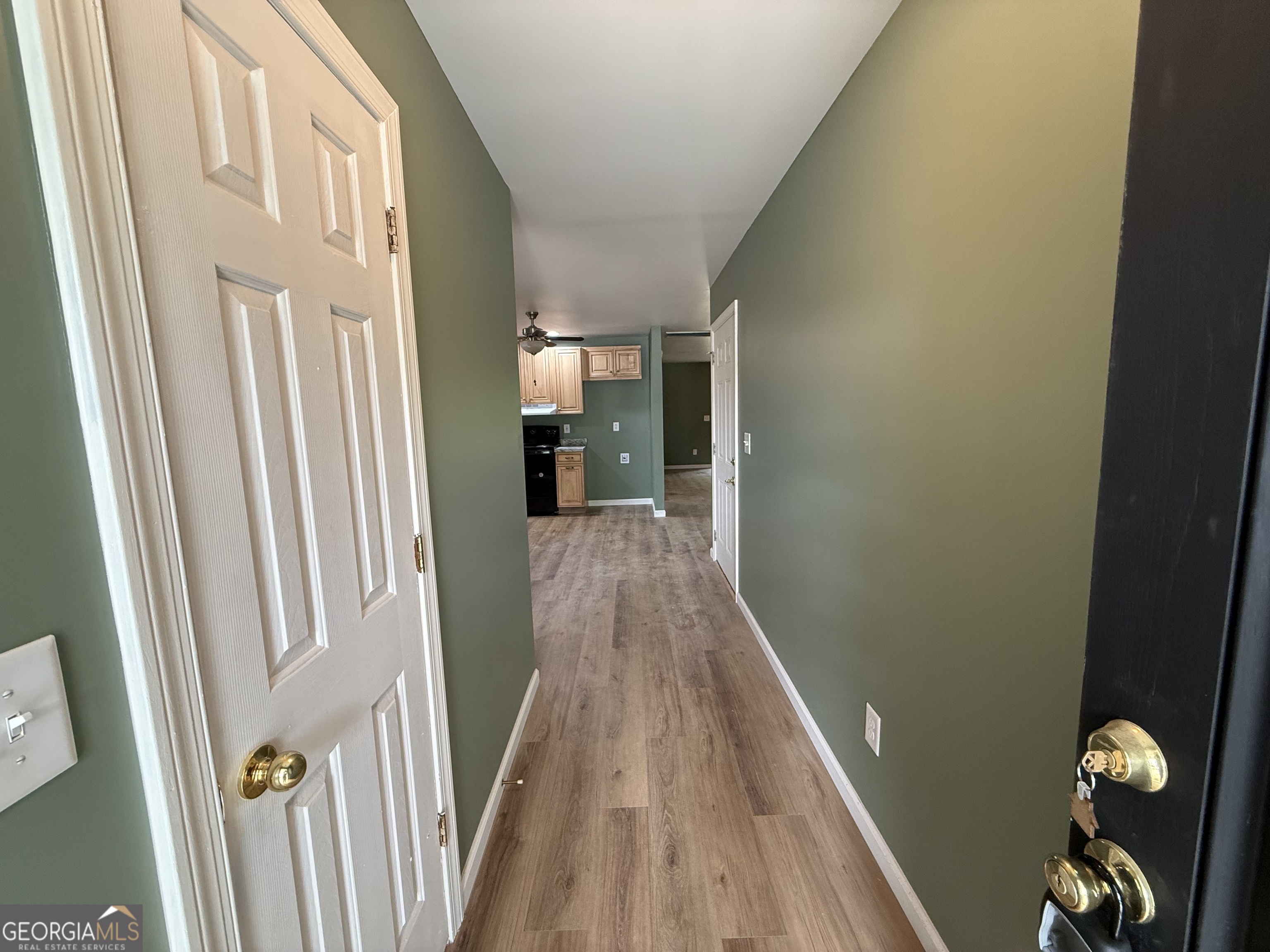 240 Sims Street Barnesville, GA 30204 - Photo 2 of 25