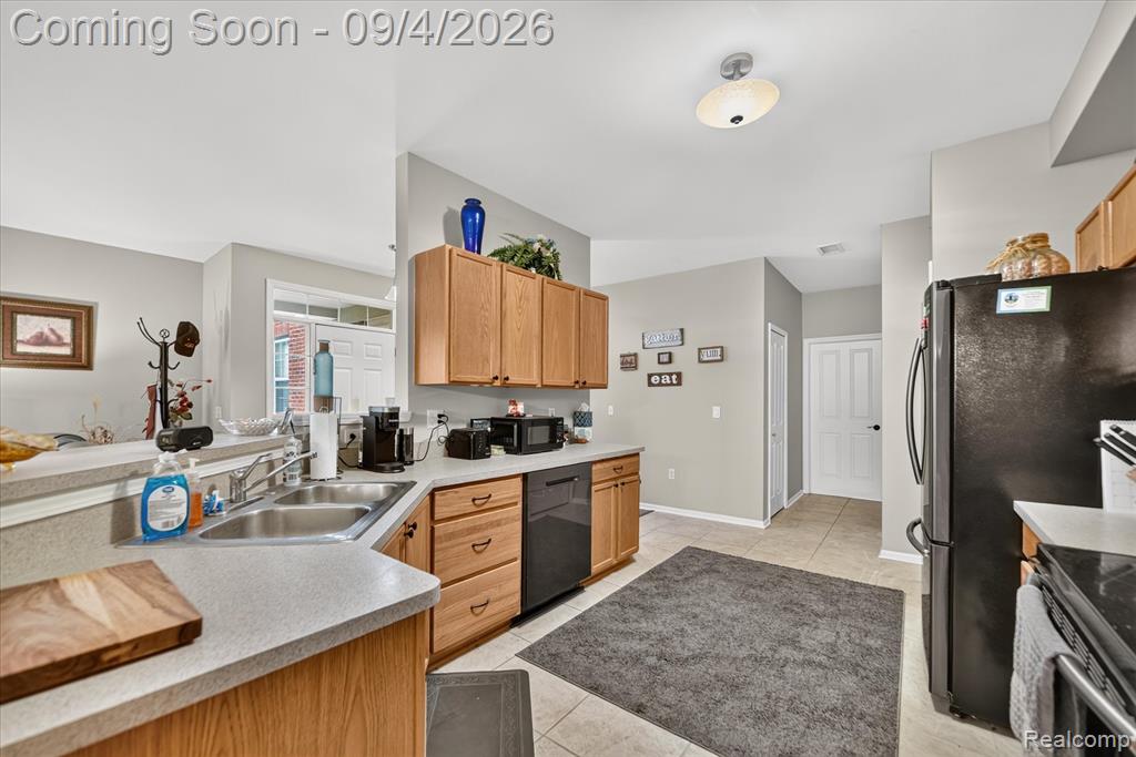 4285 Hampton Ridge Boulevard, Unit 141 Howell, MI 48843 - Photo 15 of 32 Gallery Image 15
