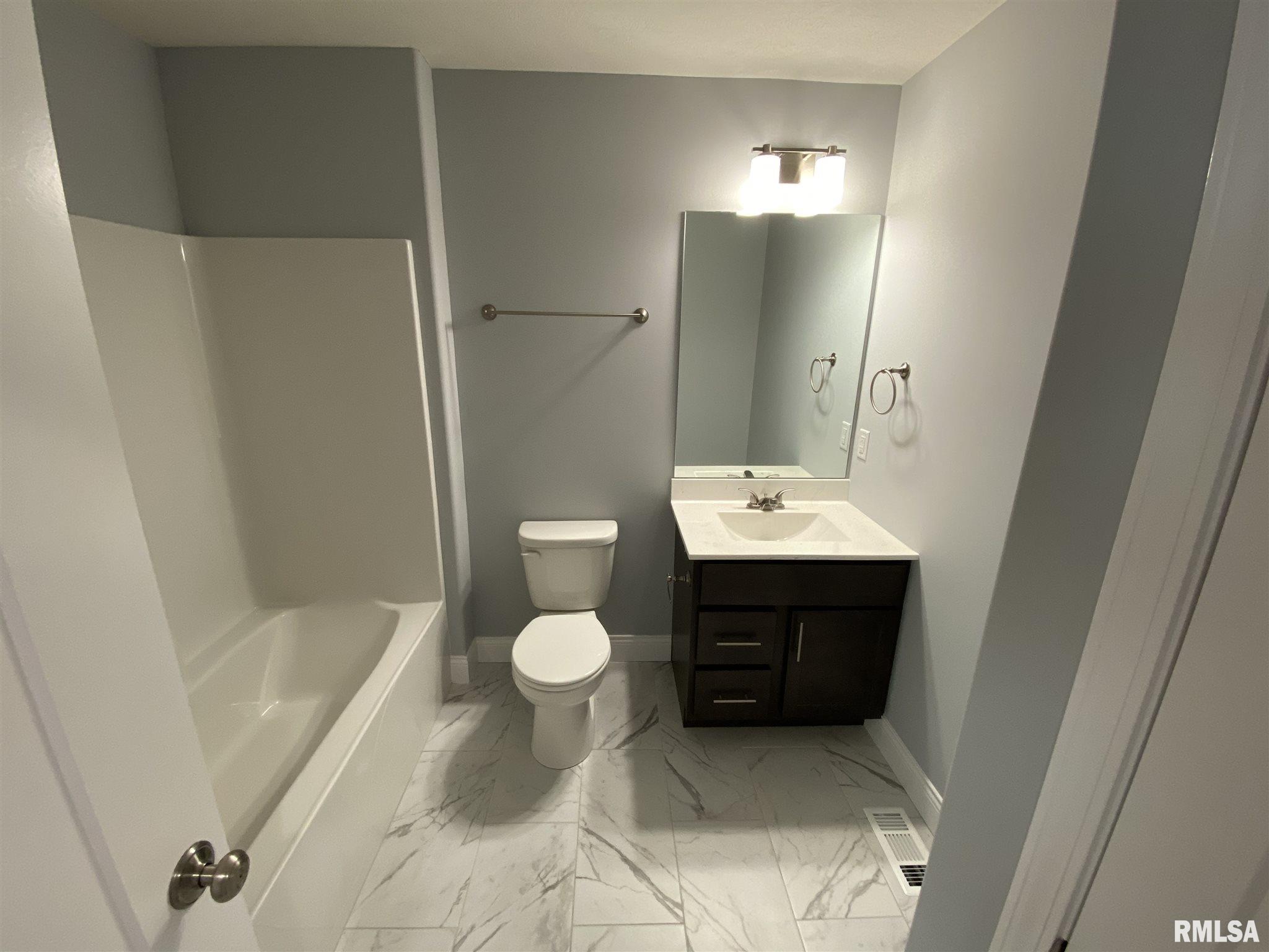 513 Parkview Drive Rochester, IL 62563 - Photo 15 of 21 Gallery Image 15